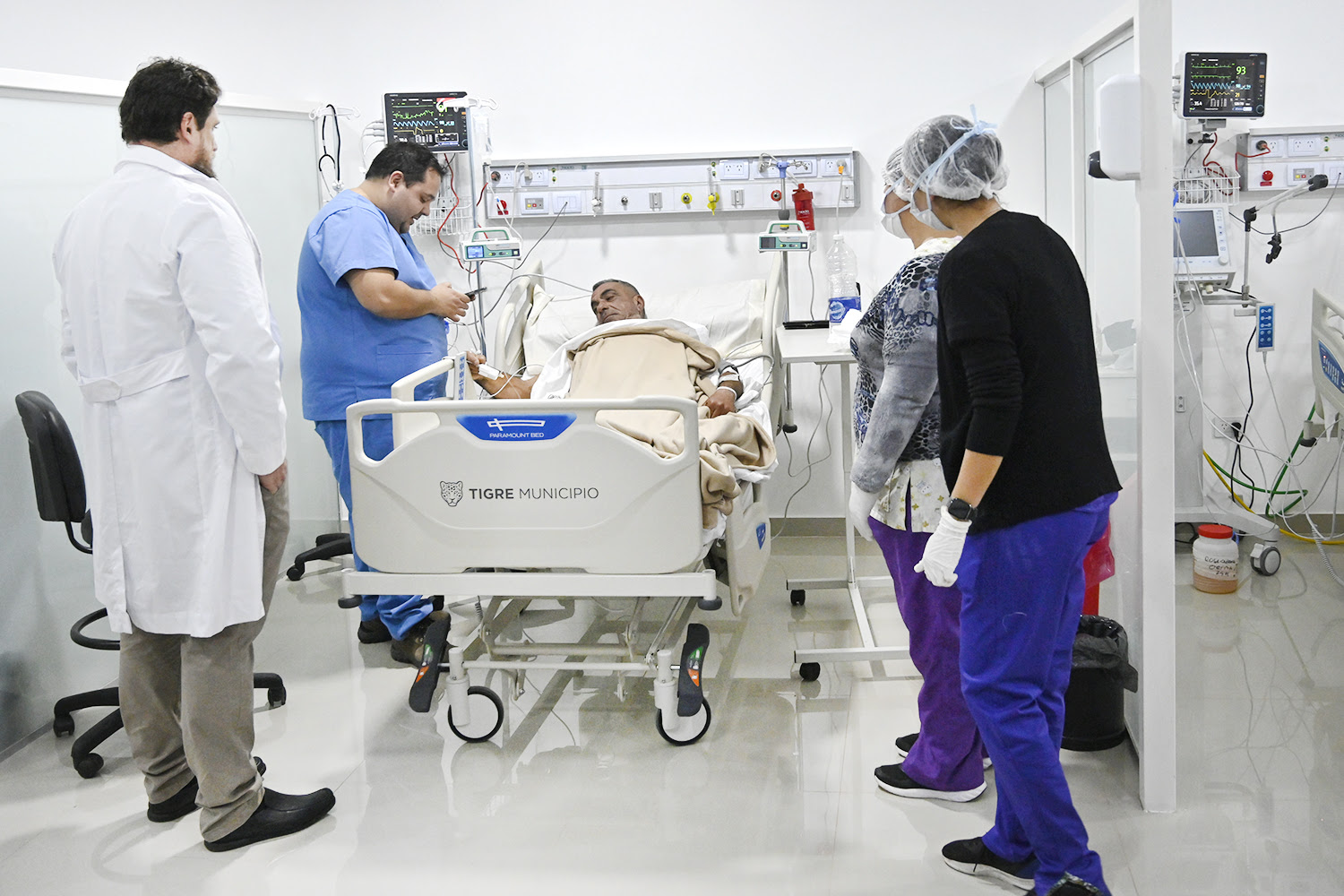 NOTICIAS DE TIGRE:El Hospital de Medicina Cardiovascular "Dr. Genaro Serantes" del Municipio de Tigre realizó con éxito la primera colocación de stent de emergencia 